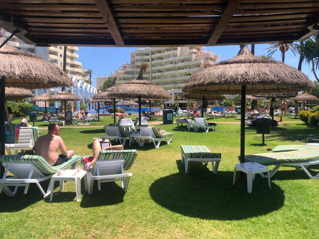 Apartamentos Benalbeach By Benalnova Benalmádena Esterno foto